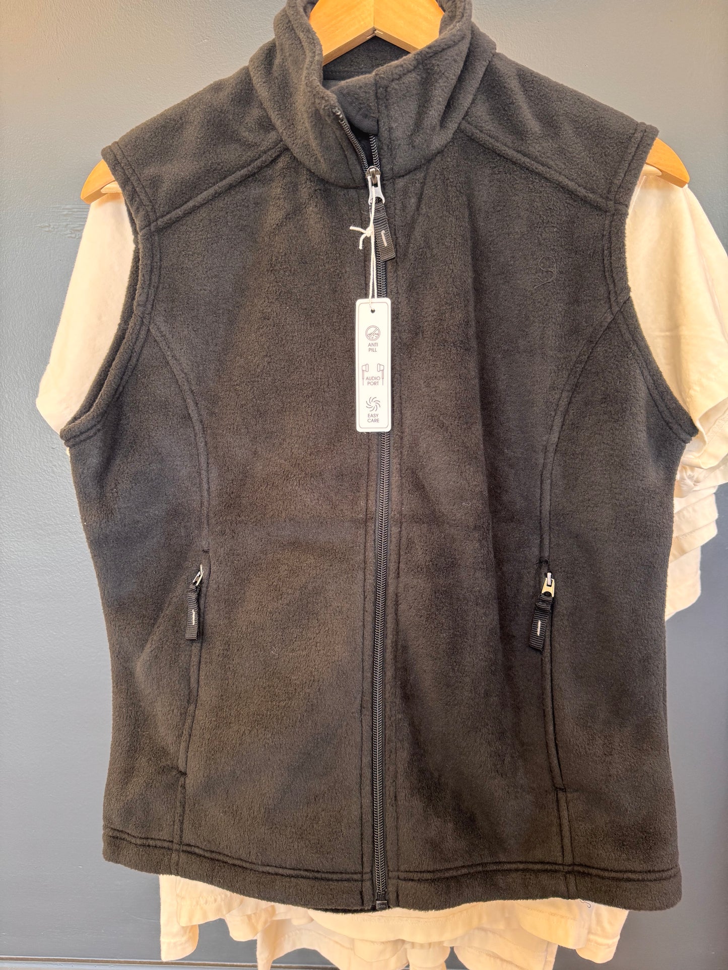 Women’s Fleece Vest